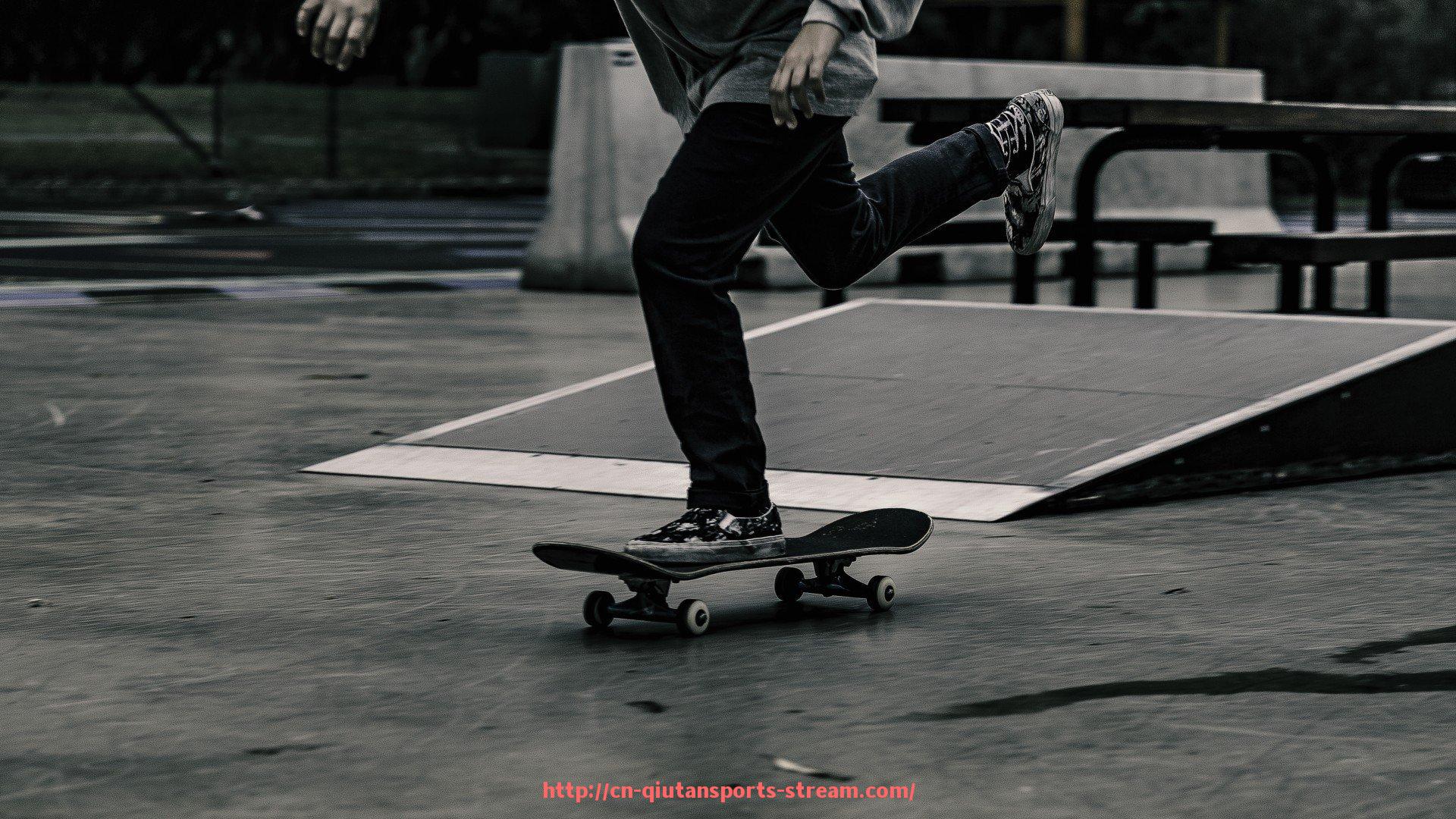 球探体育-健身器材拉力带的使用方法与训练效果